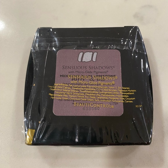 BeautiControl Eye Shadow Trio - Picture 4 of 6